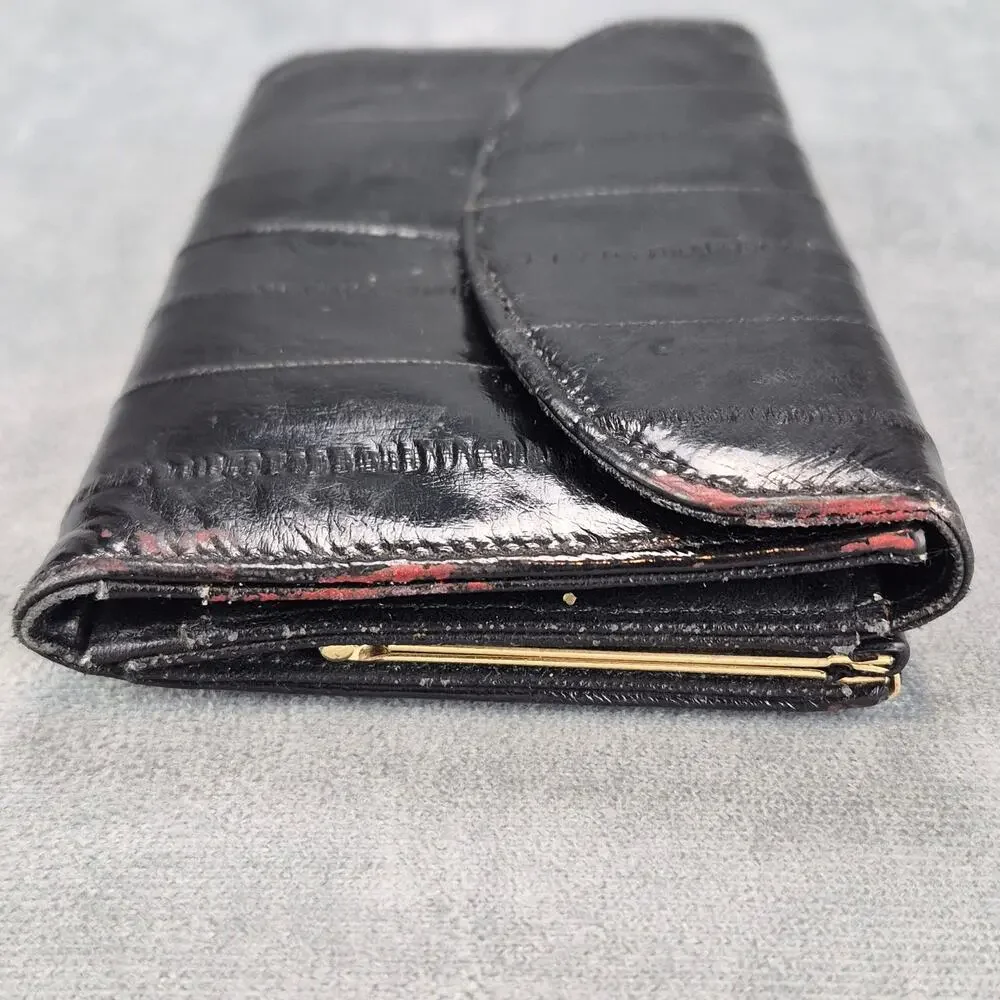 Vintage Eel Skin Leather Kiss Closure Lock Black Bi-Fold Wallet Coin Purse